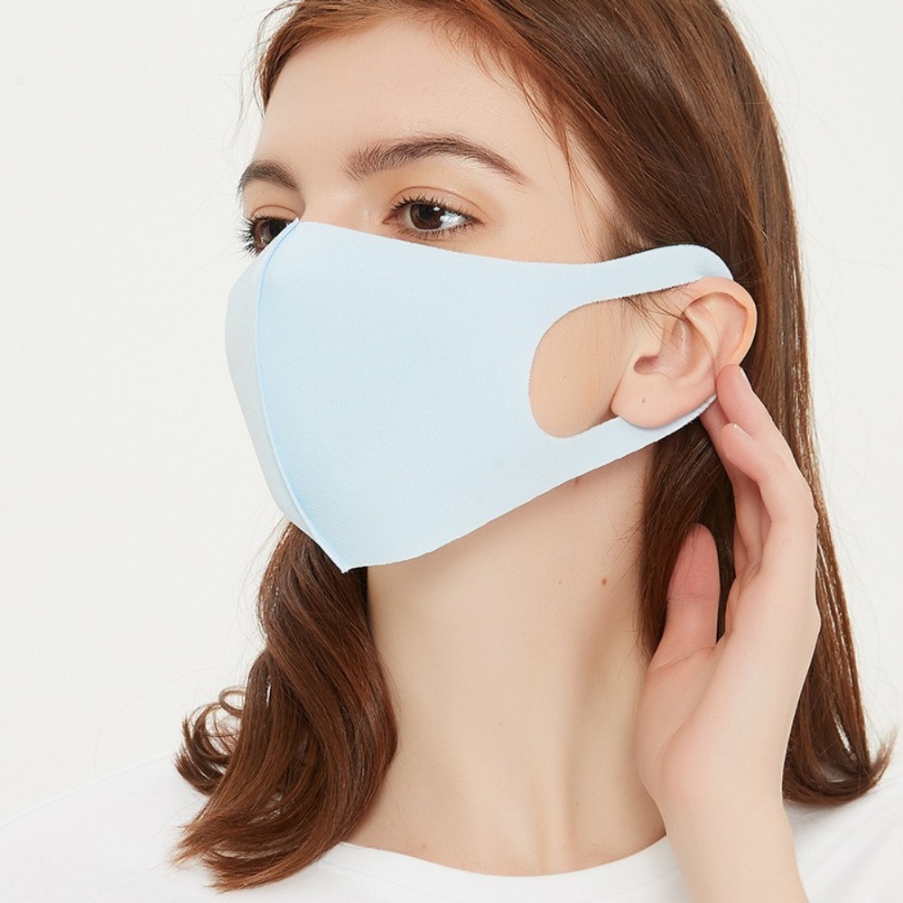 قناع جديد من الحرير الجليدي قا - مراجعة Surgical Mask وسعره